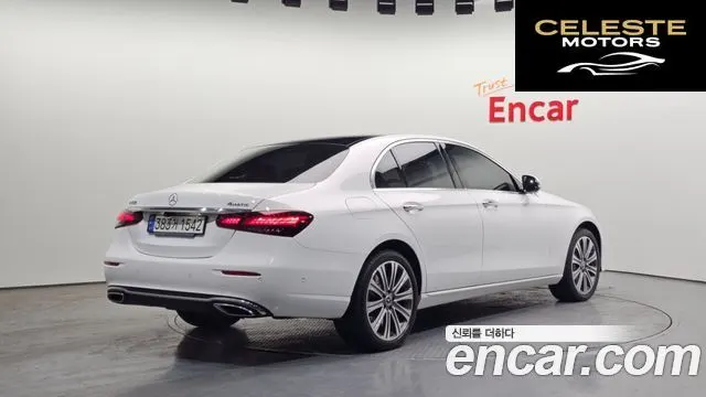 MERCEDES BENZ E-Classe W213 E450 4MATIC Exclusive 2021 — photo 2 sur 20