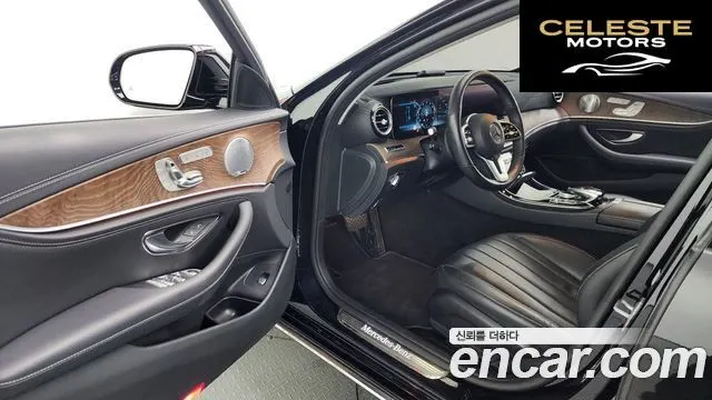 MERCEDES BENZ E-Classe W213 E300 4MATIC Exclusive 2019 — photo 10 sur 20