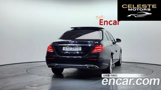 MERCEDES BENZ E-Classe W213 E300 4MATIC Exclusive 2019 — photo 4 sur 20