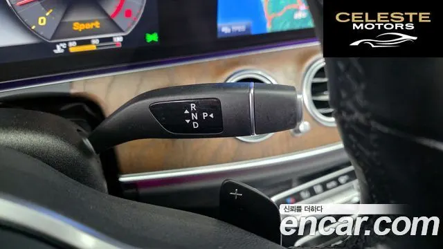 MERCEDES BENZ E-Classe W213 E300 Exclusive 2019 — photo 9 sur 20