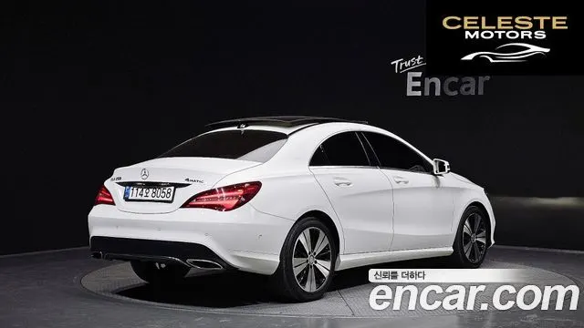 MERCEDES BENZ CLA-Classe C117 CLA250 4MATIC 2017 — photo 2 sur 20