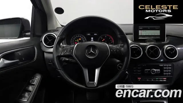 MERCEDES BENZ B-Classe W246 B200 CDI 2013 — photo 13 sur 20