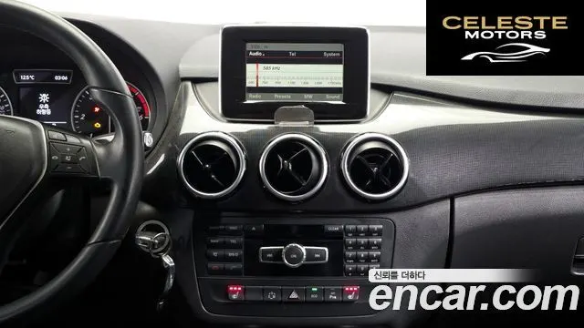 MERCEDES BENZ B-Classe W246 B200 CDI 2013 — photo 14 sur 20