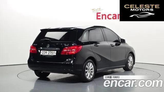 MERCEDES BENZ B-Classe W246 B200 CDI 2013 — photo 2 sur 20