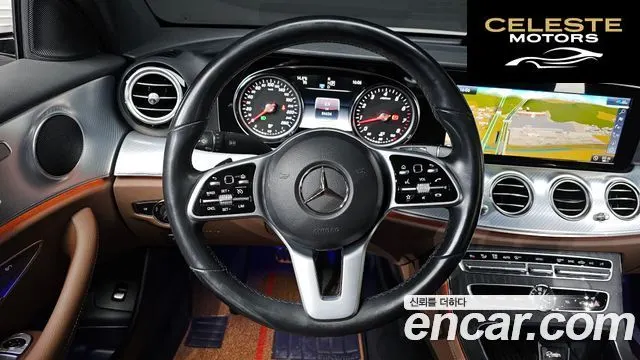 MERCEDES BENZ E-Classe W213 E250 Avantgarde 2020 — photo 14 sur 20