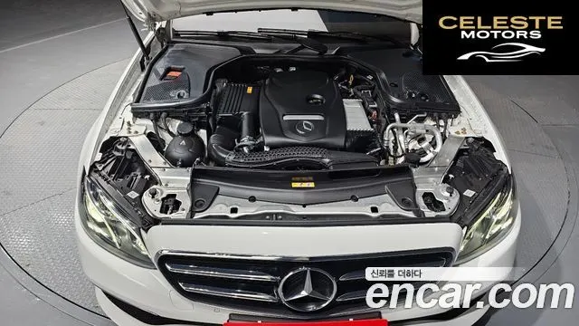 MERCEDES BENZ E-Classe W213 E250 Avantgarde 2020 — photo 6 sur 20