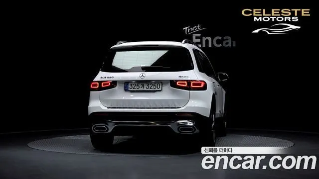 MERCEDES BENZ GLB-Classe X247 GLB250 4MATIC 2021 — photo 4 sur 20