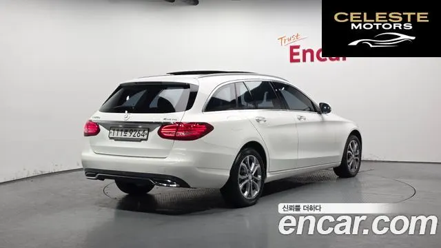 MERCEDES BENZ C-Classe W205 C220 d 4MATIC 2016 — photo 2 sur 20