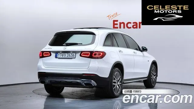 MERCEDES BENZ GLC-Classe X253 GLC300e 4MATIC 2021 — photo 2 sur 20