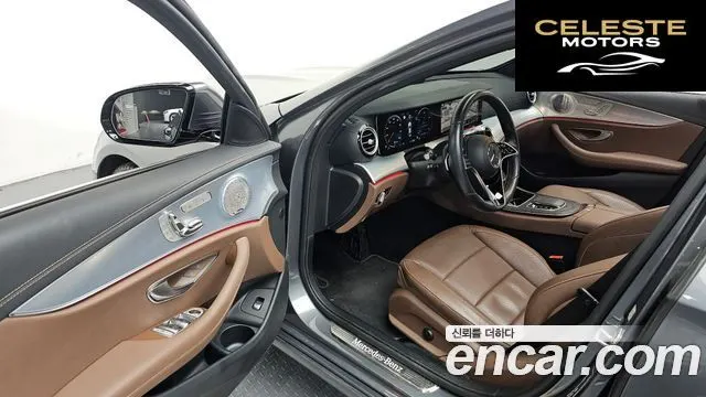 MERCEDES BENZ E-Classe W213 E350 4MATIC Avantgarde 2021 — photo 10 sur 20