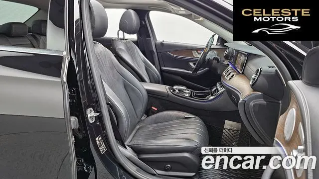 MERCEDES BENZ E-Classe W213 E300 4MATIC Exclusive 2020 — photo 10 sur 20