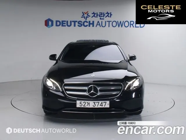 MERCEDES BENZ E-Classe W213 E200 Avantgarde 2018 — photo 3 sur 26