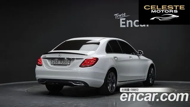 MERCEDES BENZ C-Classe W205 C200 Avantgarde 2018 — photo 2 sur 20