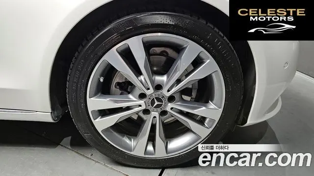 MERCEDES BENZ C-Classe W205 C200 Avantgarde 2018 — photo 5 sur 20