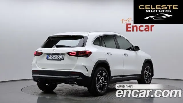 MERCEDES BENZ GLA-Classe H247 GLA250 4MATIC 2021 — photo 2 sur 20