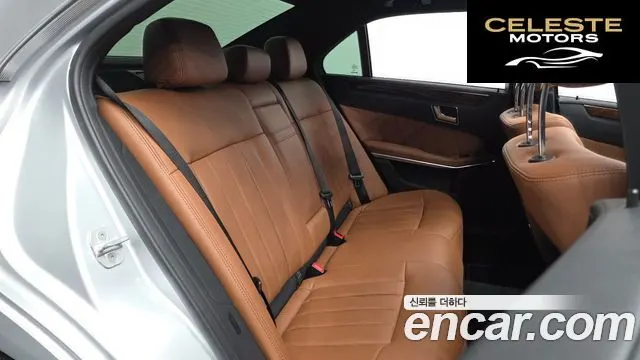 MERCEDES BENZ E-Classe W212 E300 2014 — photo 12 sur 20