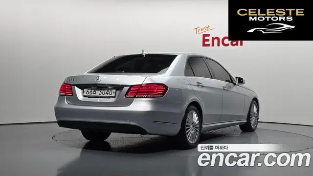MERCEDES BENZ E-Classe W212 E300 2014 — photo 2 sur 20