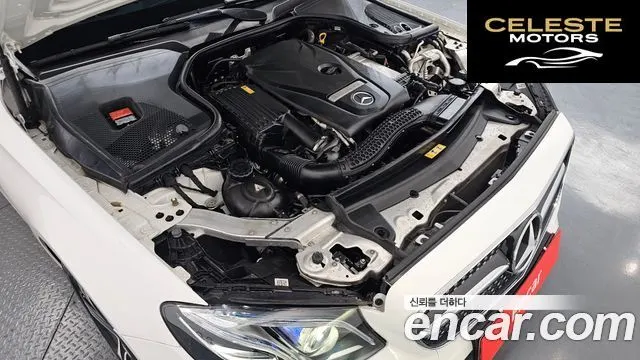 MERCEDES BENZ E-Classe W213 E300 4MATIC Avantgarde 2018 — photo 6 sur 26