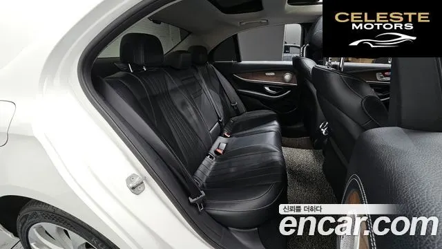 MERCEDES BENZ E-Classe W213 E300 Exclusive 2017 — photo 11 sur 20