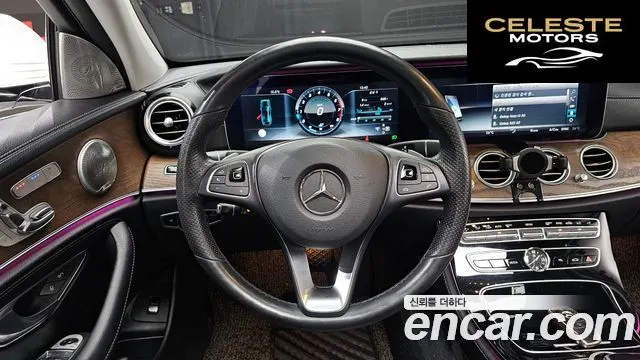 MERCEDES BENZ E-Classe W213 E300 Exclusive 2017 — photo 13 sur 20