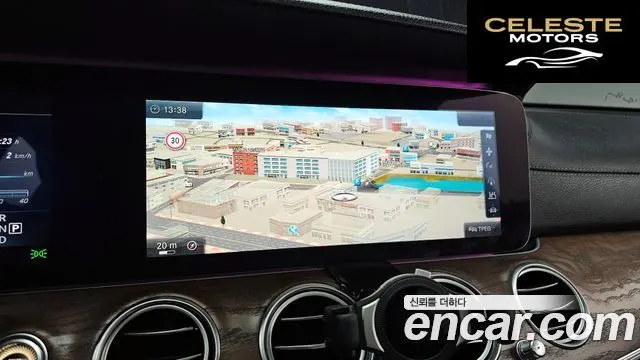 MERCEDES BENZ E-Classe W213 E300 Exclusive 2017 — photo 16 sur 20