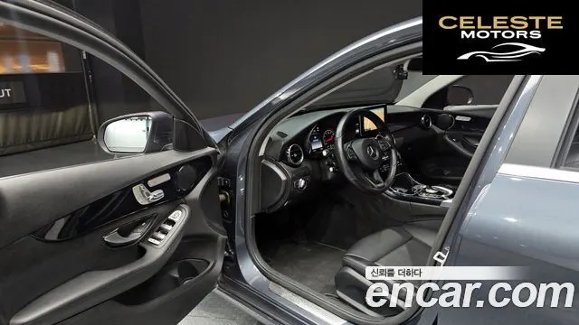 MERCEDES BENZ C-Classe W205 C200 2016 — photo 10 sur 20