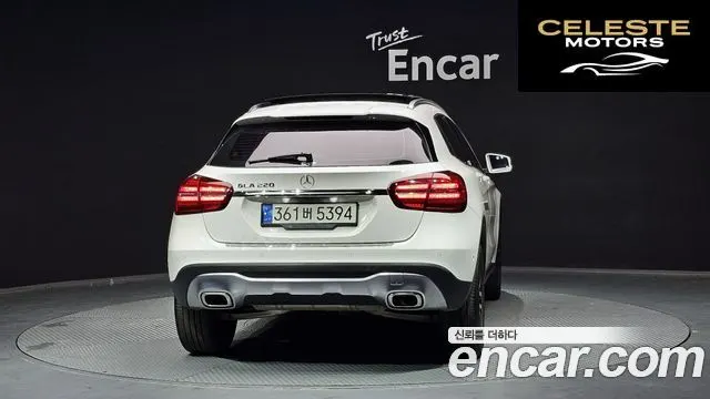 MERCEDES BENZ GLA-Classe X156 GLA220 Premium 2019 — photo 4 sur 20