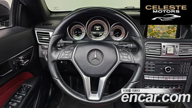 MERCEDES BENZ E-Classe W212 E400 Cabriolet 2016 — photo 13 sur 20
