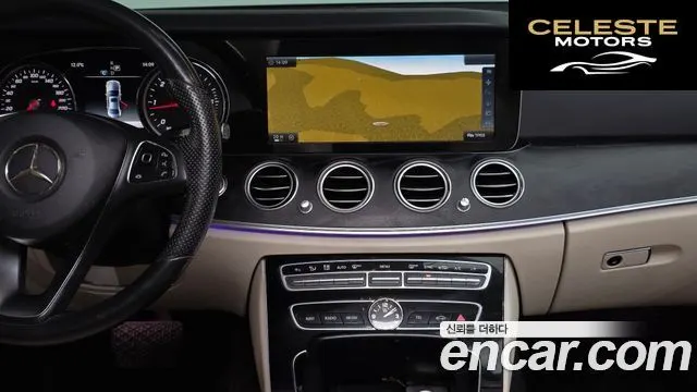 MERCEDES BENZ E-Classe W213 E220d Avantgarde 2017 — photo 14 sur 26