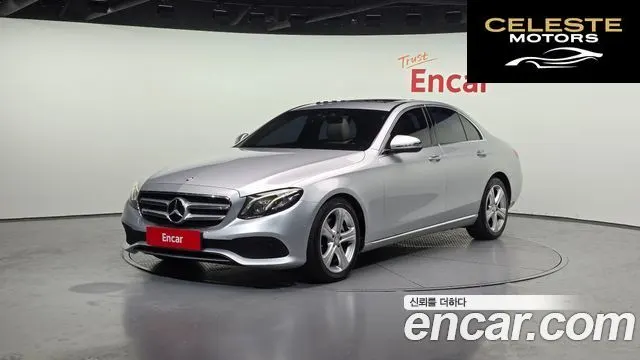 MERCEDES BENZ E-Classe W213 E220d Avantgarde 2017 — photo 22 sur 26