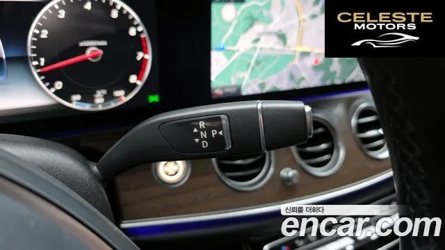 MERCEDES BENZ E-Classe W213 E300 Exclusive 2017 — photo 9 sur 20