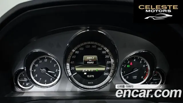 MERCEDES BENZ E-Classe W212 E350 Coupé 2013 — photo 8 sur 20