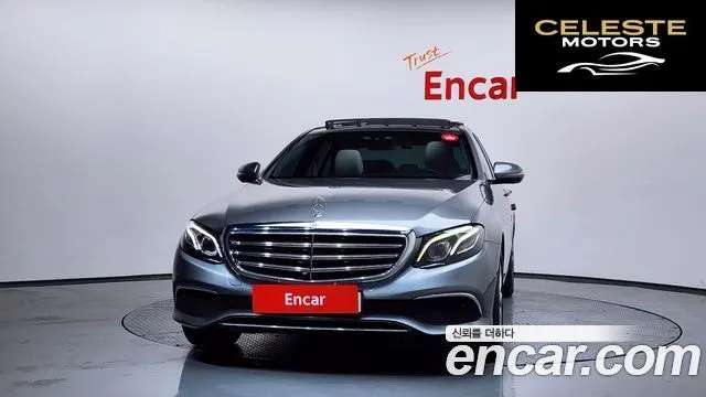 MERCEDES BENZ E-Classe W213 E300 4MATIC Exclusive 2017 — photo 3 sur 20