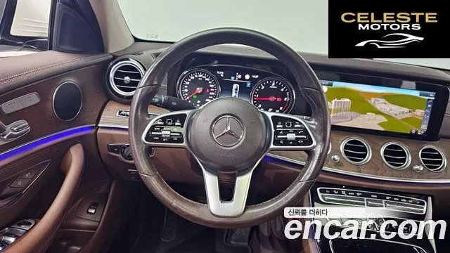 MERCEDES BENZ E-Classe W213 E220d Exclusive 2019 — photo 13 sur 20