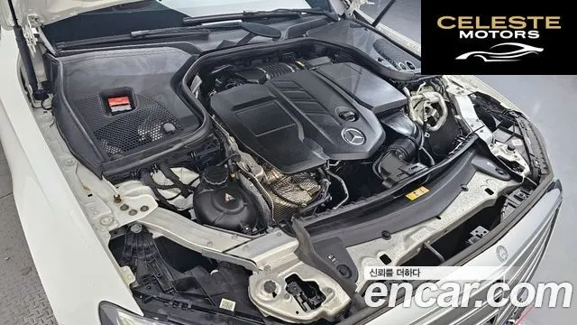 MERCEDES BENZ E-Classe W213 E220d Exclusive 2019 — photo 6 sur 20