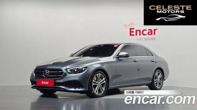 MERCEDES BENZ E-Classe W213 E350 4MATIC Avantgarde 2022 — photo 1 sur 20