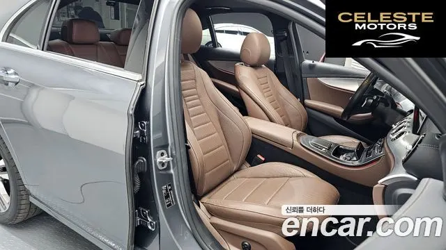 MERCEDES BENZ E-Classe W213 E350 4MATIC Avantgarde 2021 — photo 12 sur 20