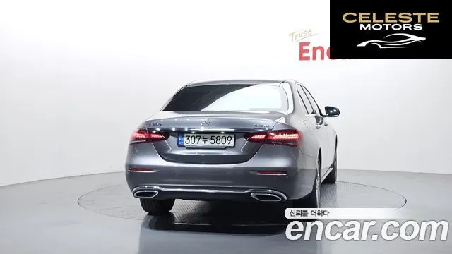 MERCEDES BENZ E-Classe W213 E350 4MATIC Avantgarde 2021 — photo 4 sur 20