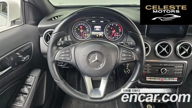 MERCEDES BENZ A-Classe W176 A200 2016 — photo 13 sur 20