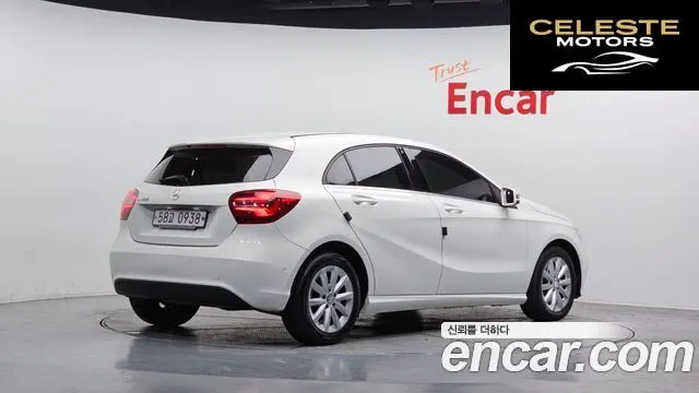 MERCEDES BENZ A-Classe W176 A200 2016 — photo 2 sur 20