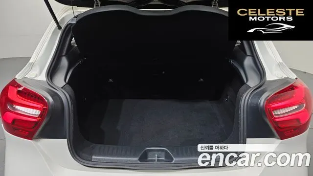 MERCEDES BENZ A-Classe W176 A200 2016 — photo 20 sur 20