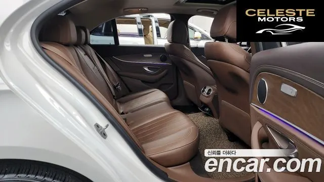 MERCEDES BENZ E-Classe W213 E220d Exclusive 2019 — photo 12 sur 20