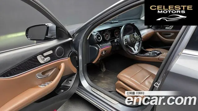MERCEDES BENZ E-Classe W213 E220d Avantgarde 2019 — photo 11 sur 20