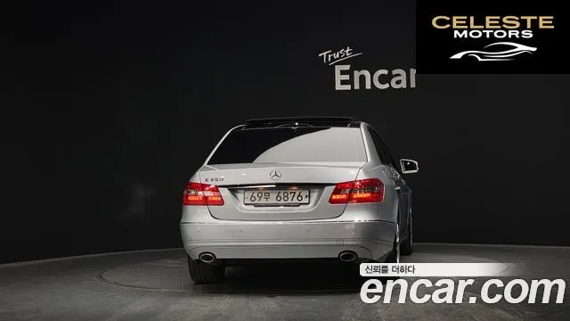 MERCEDES BENZ E-Classe W212 E350 2011 — photo 4 sur 26