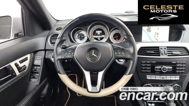 MERCEDES BENZ C-Classe W204 C200 CGI Avantgarde Package 2013 — photo 13 sur 20