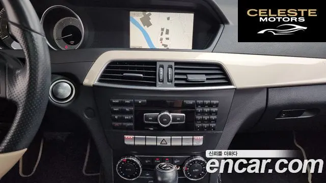 MERCEDES BENZ C-Classe W204 C200 CGI Avantgarde Package 2013 — photo 14 sur 20