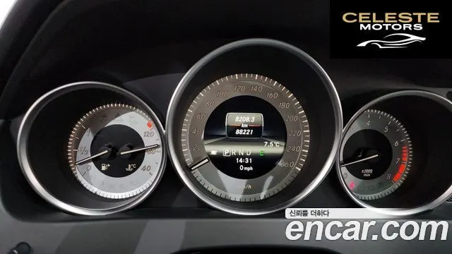 MERCEDES BENZ C-Classe W204 C200 CGI Avantgarde Package 2013 — photo 8 sur 20