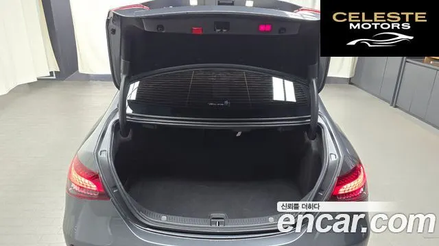 MERCEDES BENZ E-Classe W213 E350 4MATIC Avantgarde 2022 — photo 20 sur 20