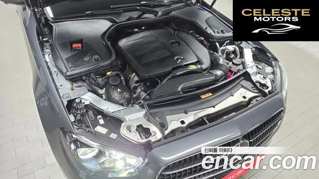 MERCEDES BENZ E-Classe W213 E350 4MATIC Avantgarde 2022 — photo 6 sur 20