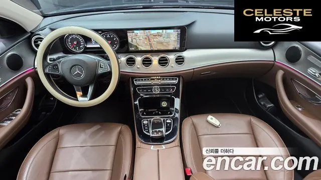 MERCEDES BENZ E-Classe W213 E200 Avantgarde 2018 — photo 6 sur 20